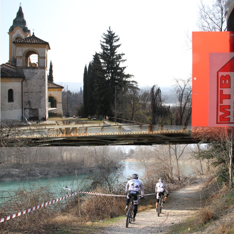 Di qua e di la del Piave 